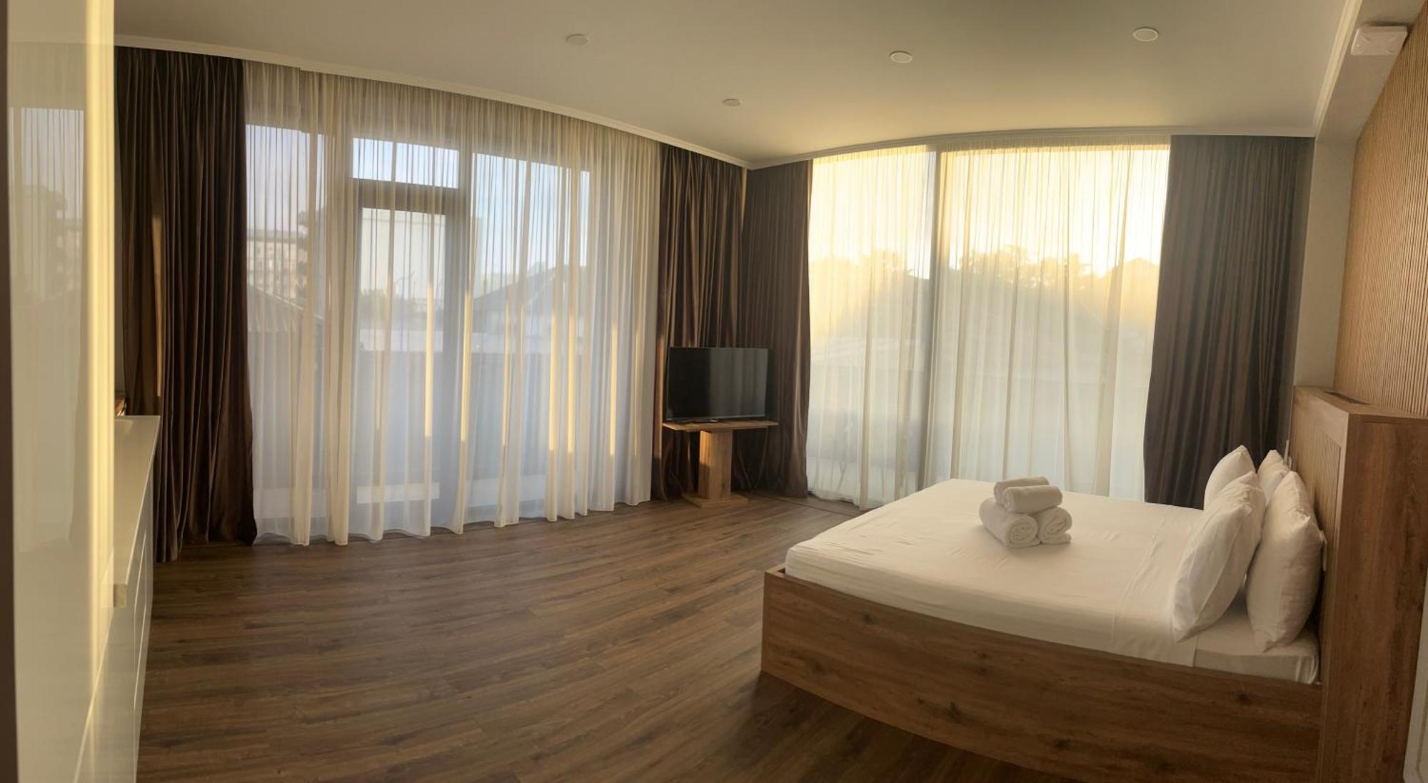 Golden Sun Kobuleti Otel Dış mekan fotoğraf